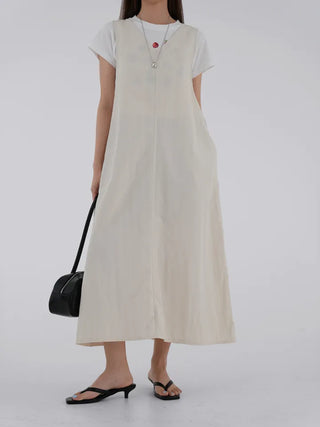 Fanu V-neck Maxi Sleeveless Dress