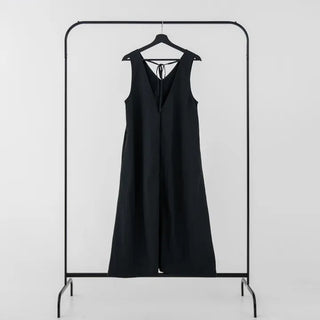 Fanu V-neck Maxi Sleeveless Dress