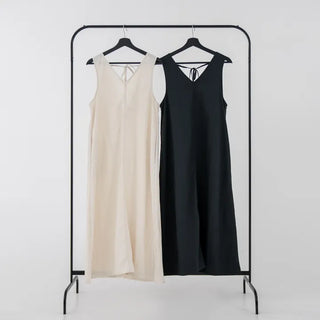 Fanu V-neck Maxi Sleeveless Dress