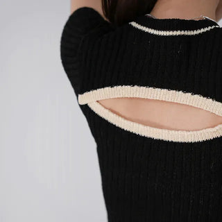 Orange back slit short-sleeve knit