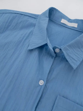 Lying oversized short-sleeve shirt