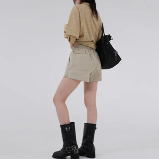 Aining side-slit shorts