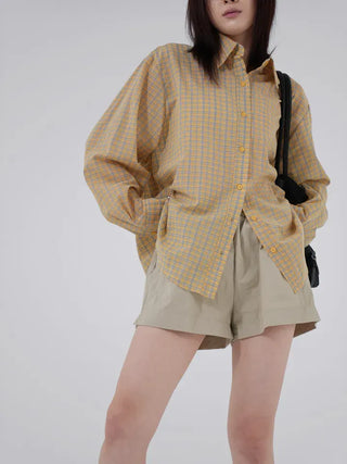 Aining side-slit shorts