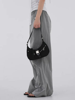 Heeling banding parachute pants