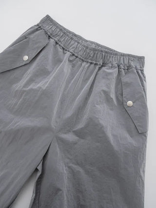 Heeling banding parachute pants