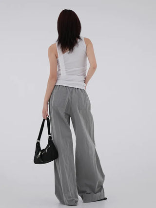 Heeling banding parachute pants