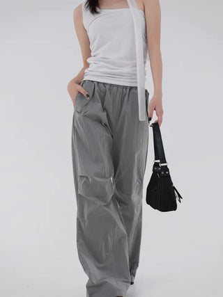 Heeling banding parachute pants