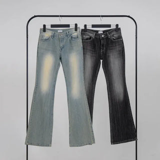 Ogining Low-Rise Bootcut Denim