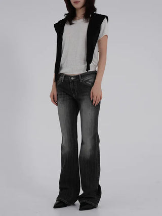 Ogining Low-Rise Bootcut Denim