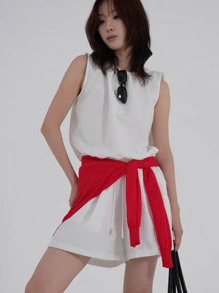 Hyoning Back Ribbon Sleeveless + Basrak Shorts