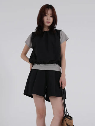 Hyoning Back Ribbon Sleeveless + Basrak Shorts