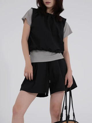 Hyoning Back Ribbon Sleeveless + Basrak Shorts