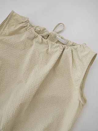 Hyoning Back Ribbon Sleeveless + Basrak Shorts