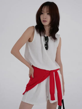 Hyoning Back Ribbon Sleeveless + Basrak Shorts