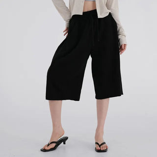 Corning Side Pintuck Bermuda Pants
