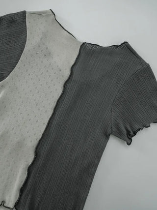 Shinun Diamond Punching Color Block Frill Tee
