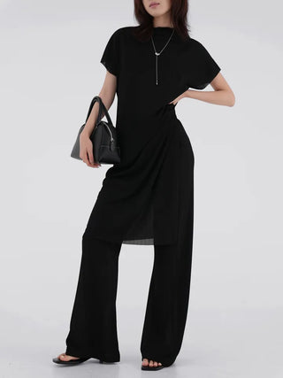 Curvy pleated high-neck dress