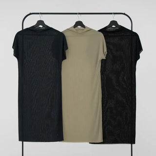 Curvy pleated high-neck dress