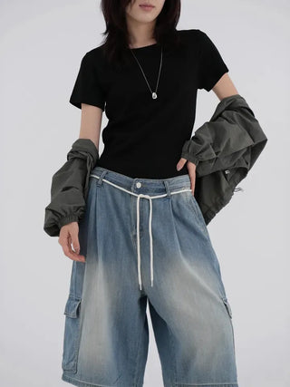 Lia Basic Semi-Loose Cotton Short Sleeve Tee