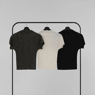 Luing Half-Neck Pleated Short Sleeve