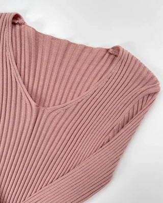 Knick Ribbed V-Neck Long Sleeve Tee