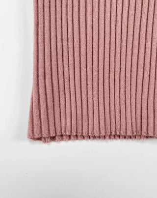 Knick Ribbed V-Neck Long Sleeve Tee