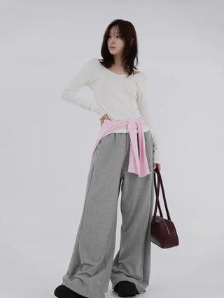 Baring Modal V-neck Tee