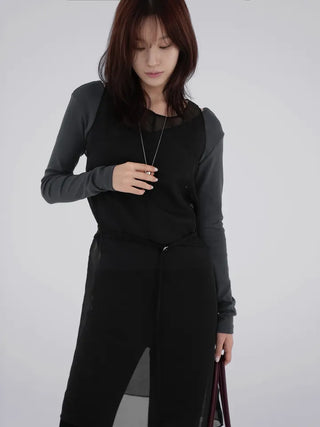 Baring Modal V-neck Tee