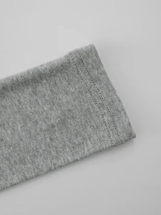 Baring Modal V-neck Tee