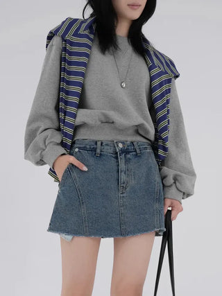 Lure Balloon Fit Basic Crop Sweatshirt