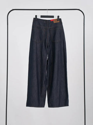 Anhi Non-Fade Button Jeans