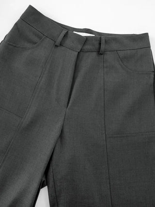 No-ring cut wide slacks