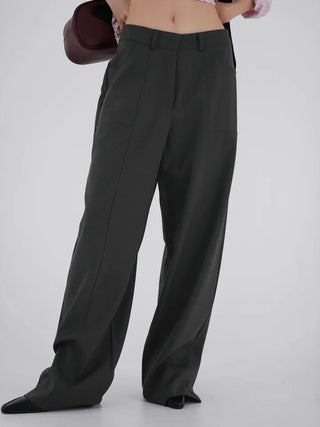 No-ring cut wide slacks
