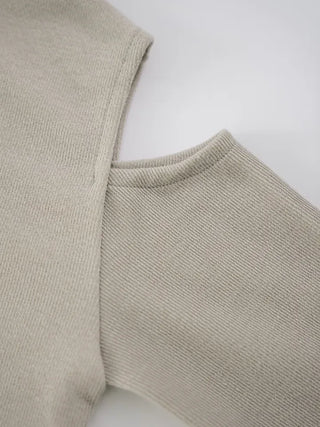 Ilia Paula shoulder cutout top