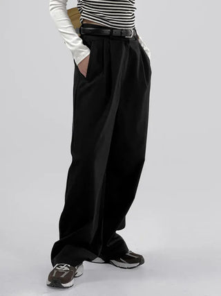 Momento Two-Pin Tuck Slacks