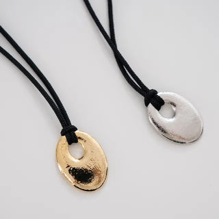 Engia Circle Metal Necklace