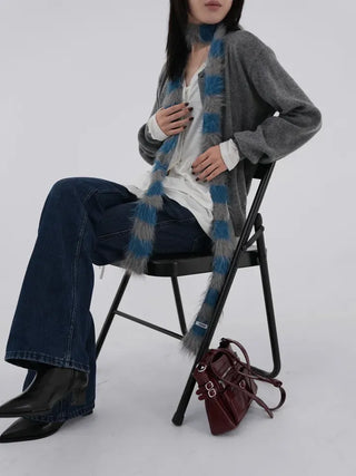 Kira Soft Feather Long Muffler
