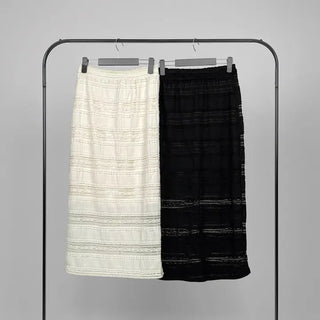 Barnet lace slit skirt