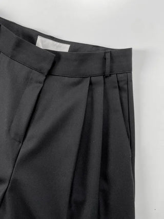 Wood two-pintuck wide slacks