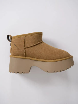 Cony Platform Short UGG Boots