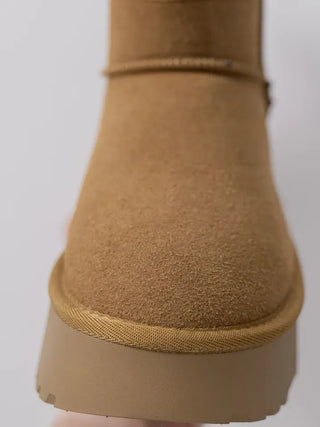 Cony Platform Short UGG Boots