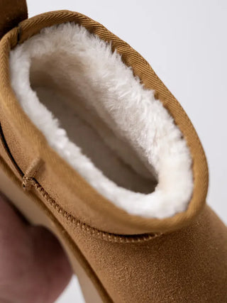 Cony Platform Short UGG Boots