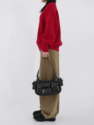 Clad Round Knit