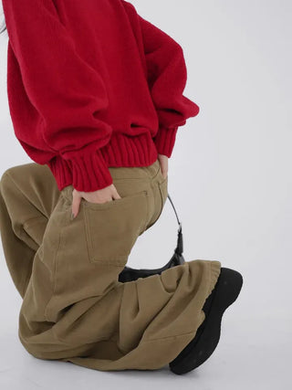 Clad Round Knit