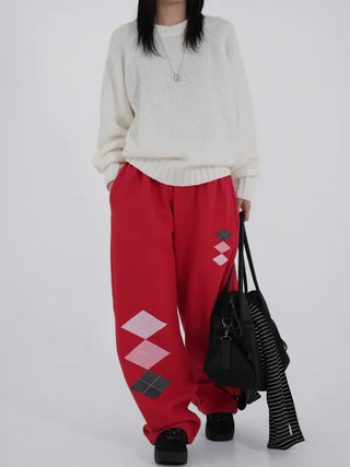 Clad Round Knit