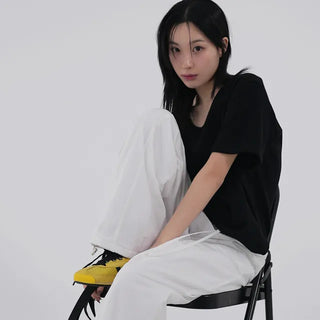 Lucy Standard V-neck Short Sleeve Tee