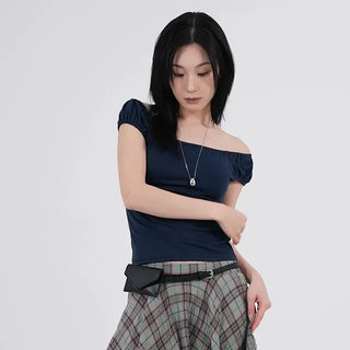 Karoa Off-shoulder Puff T-shirt