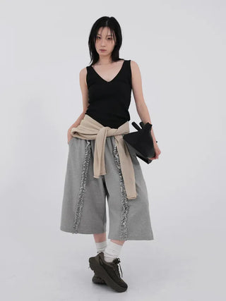 Kaeria Center Frill Bermuda Pants
