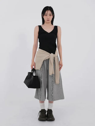 Kaeria Center Frill Bermuda Pants