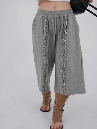 Kaeria Center Frill Bermuda Pants